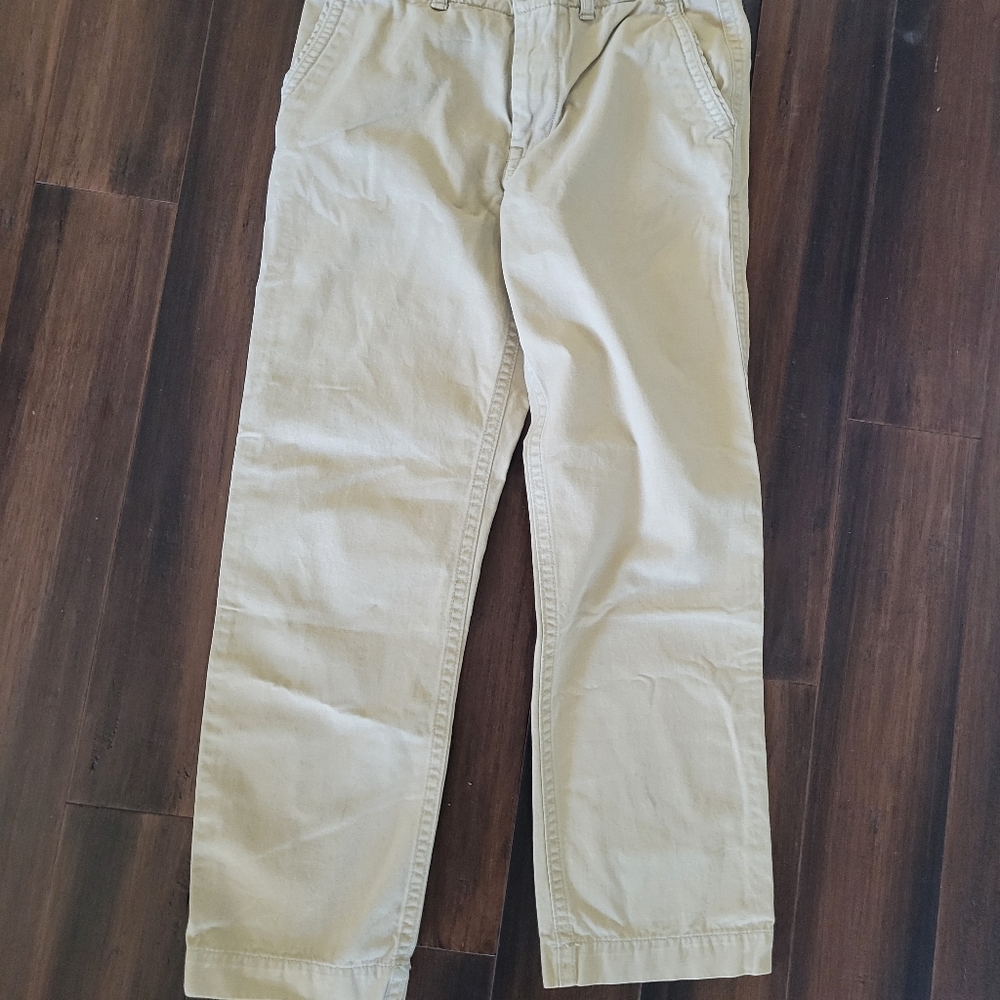 American eagle khaki pants